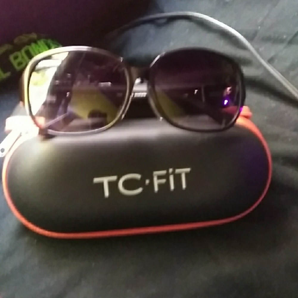 TC CHARTON SUNGLASSES